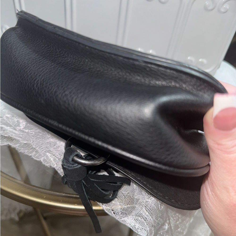 American Eagle black leather Silver Studs/Tassel top handle mini satchel - Picture 9 of 10